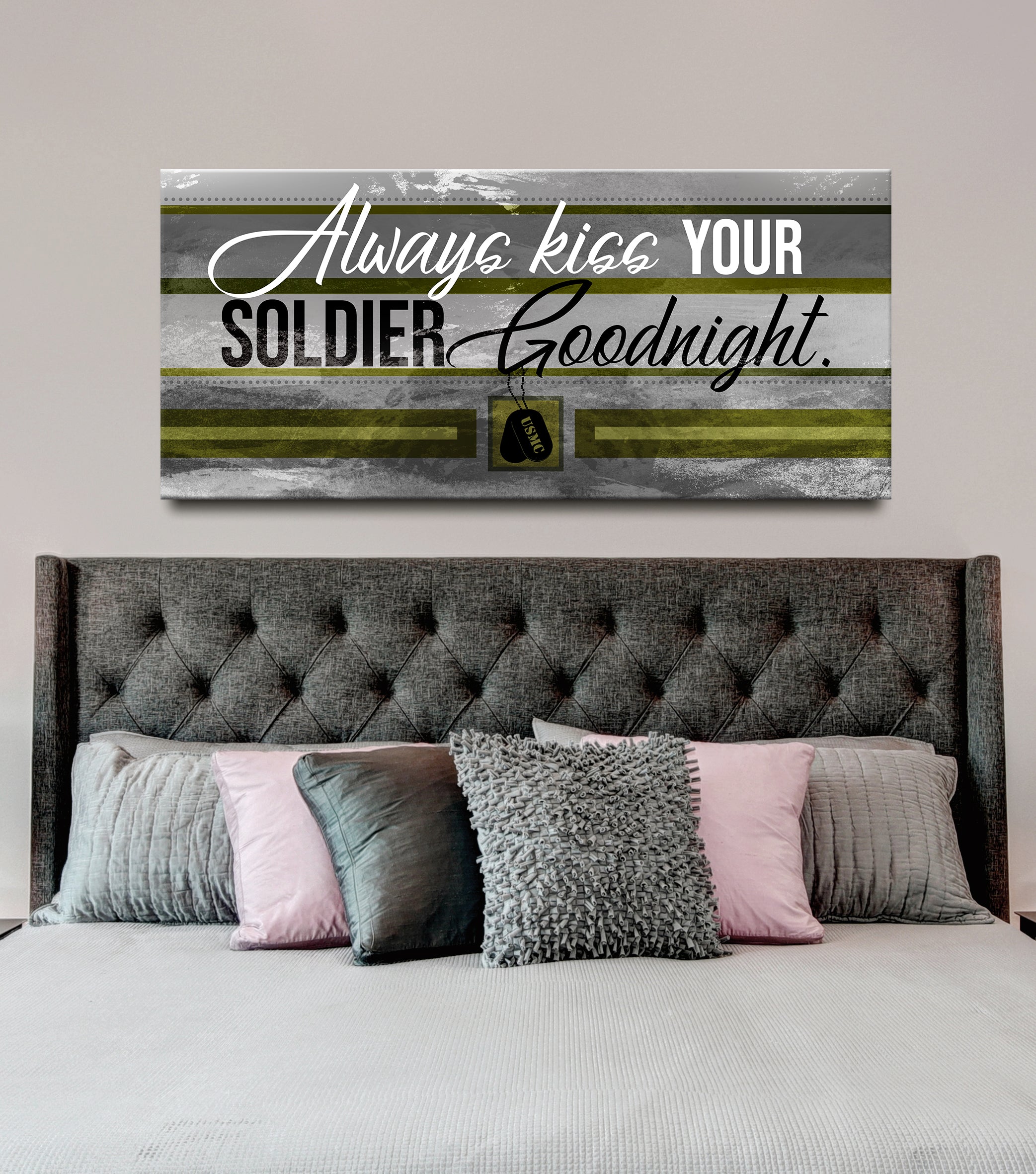 Exclusive Offer! Ready-to-Hang US Marine Soldier Wall Art with Wood Frame