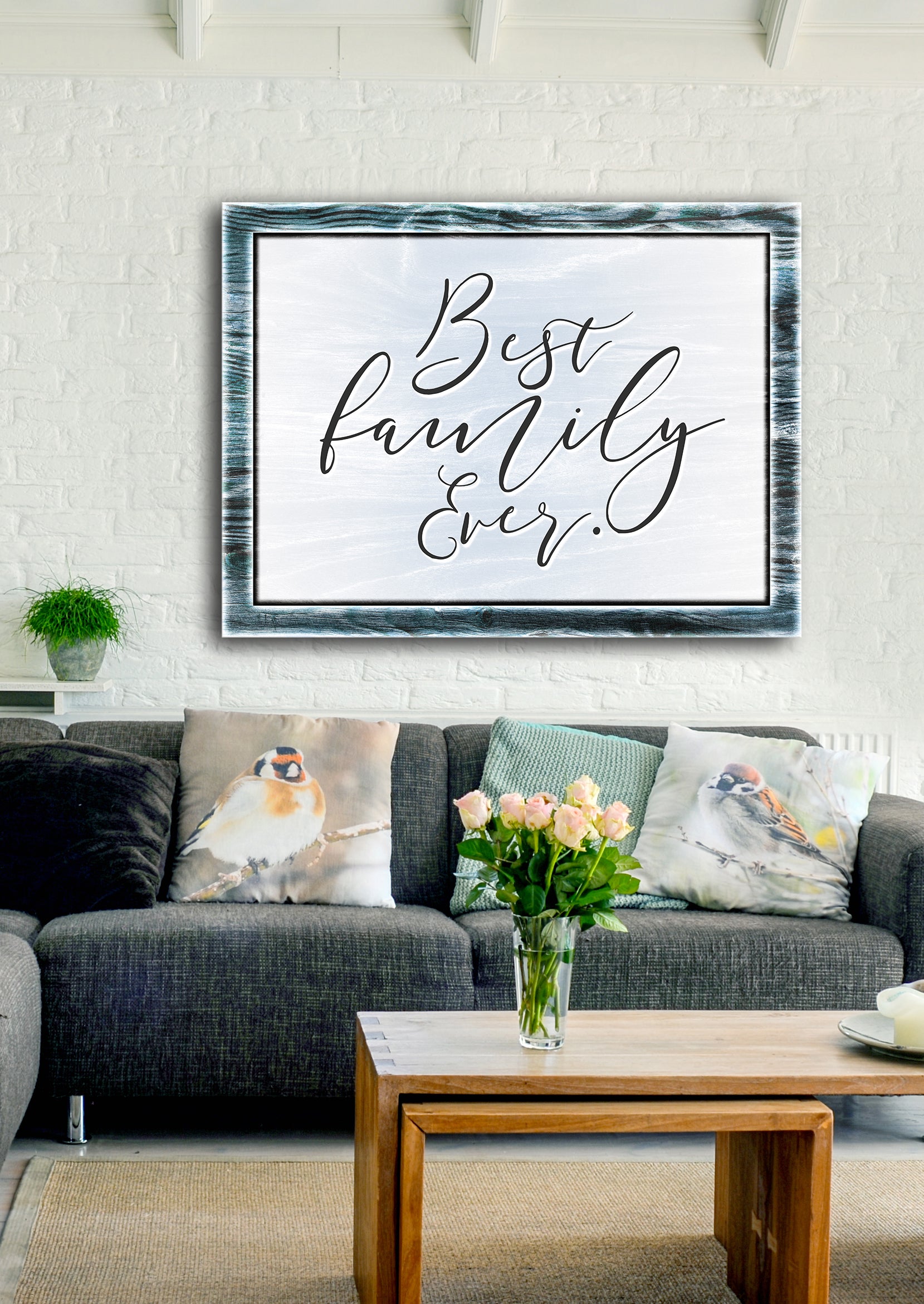 High - Quality Wood - Framed 'Best Family Ever' Home Wall Art Ready to Hang