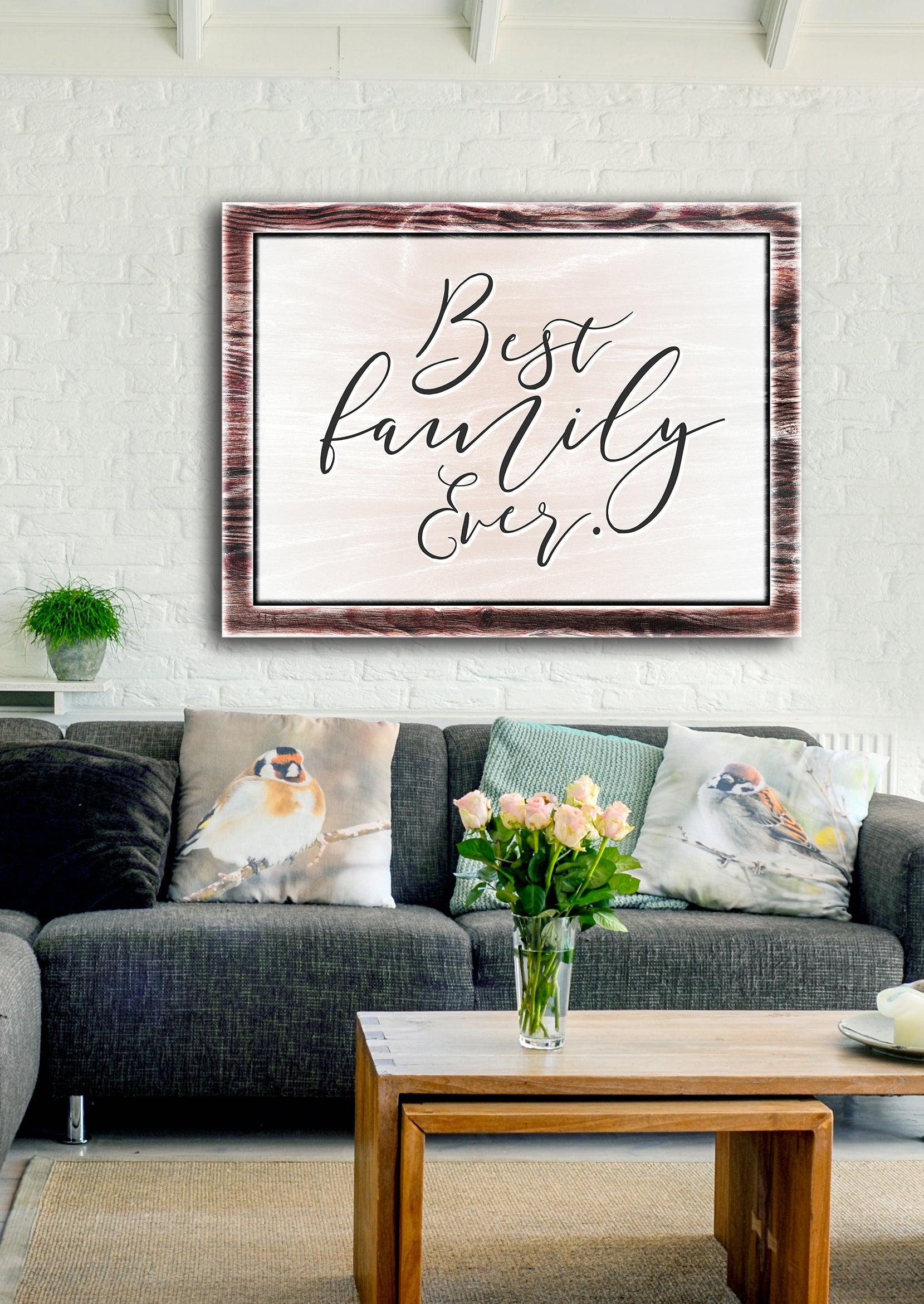 High - Quality Wood - Framed 'Best Family Ever' Home Wall Art Ready to Hang