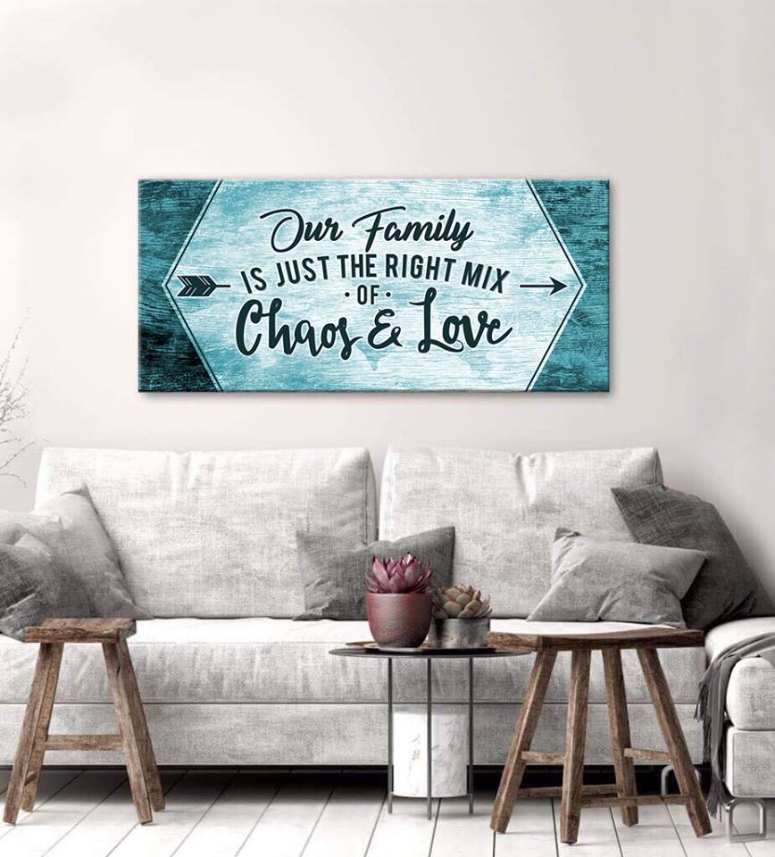 High - Quality Wood - Framed Family Wall Art: A Blend of Chaos and Love (Ready to Hang)